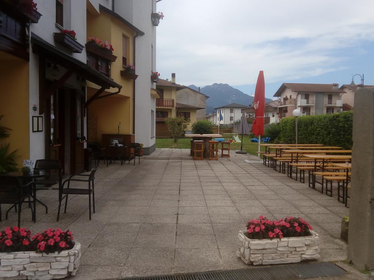 Albergo Alla Pineta Villa Santina 外观 照片